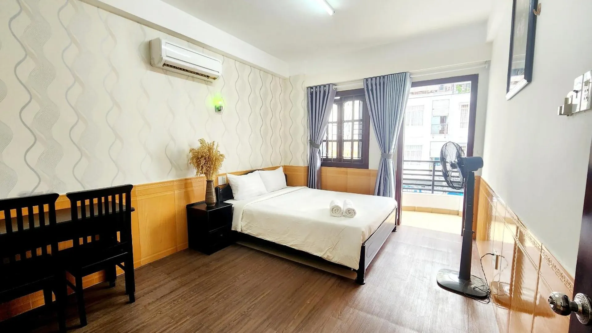 Starlight Nha Trang Hotel